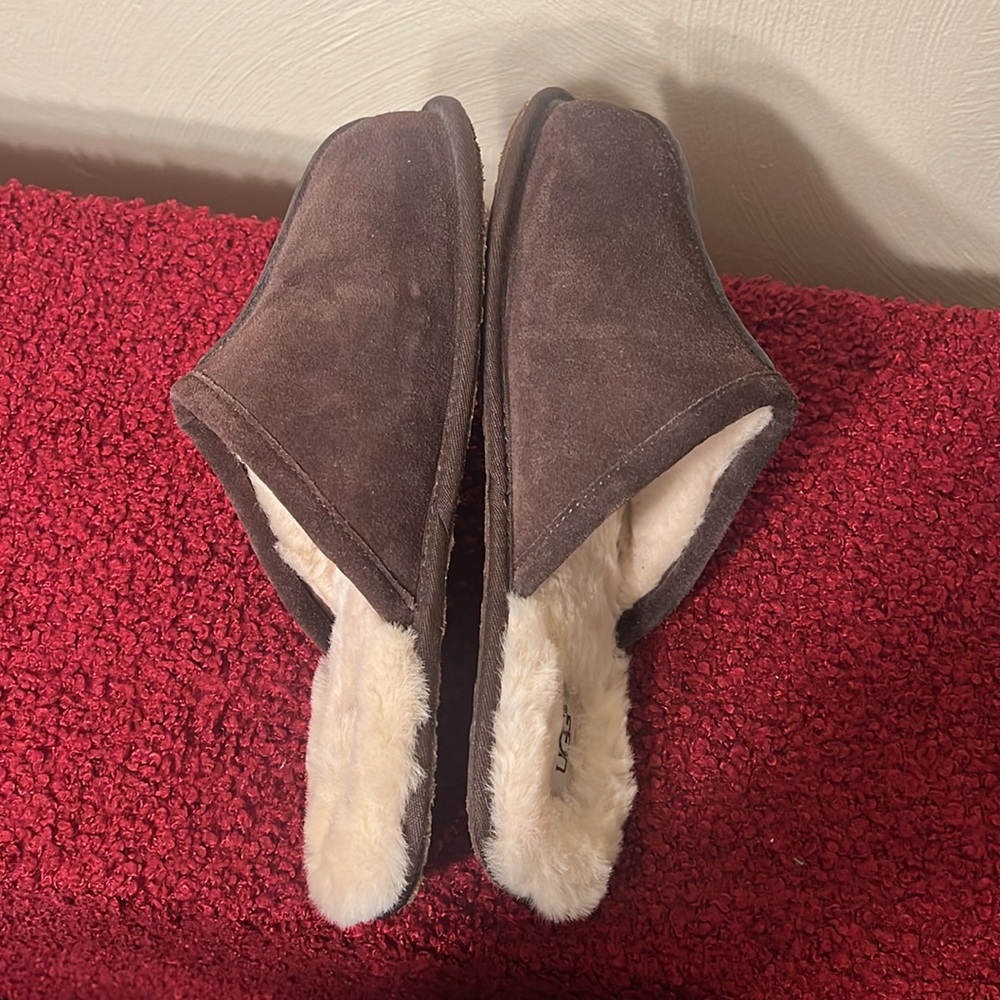 UGG Scuff Brown suede Slippers Size 11 - Picture 4 of 13